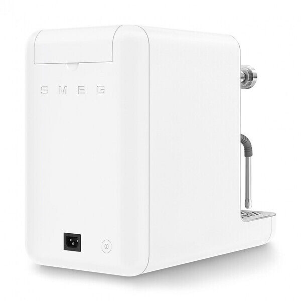 Кофемашина-эспрессо Smeg EMC02WHMEU