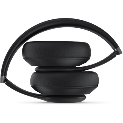 Beats Studio Pro Black